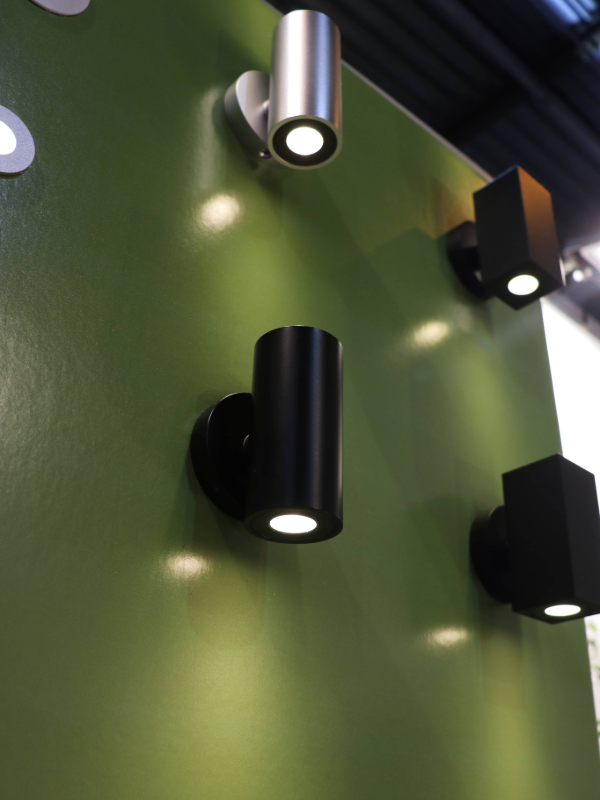 Kartonnen showroomdisplay wand Hamulight - Holbox Shop Direct